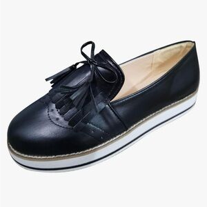 Women's Black Loafers with Tassel Detail